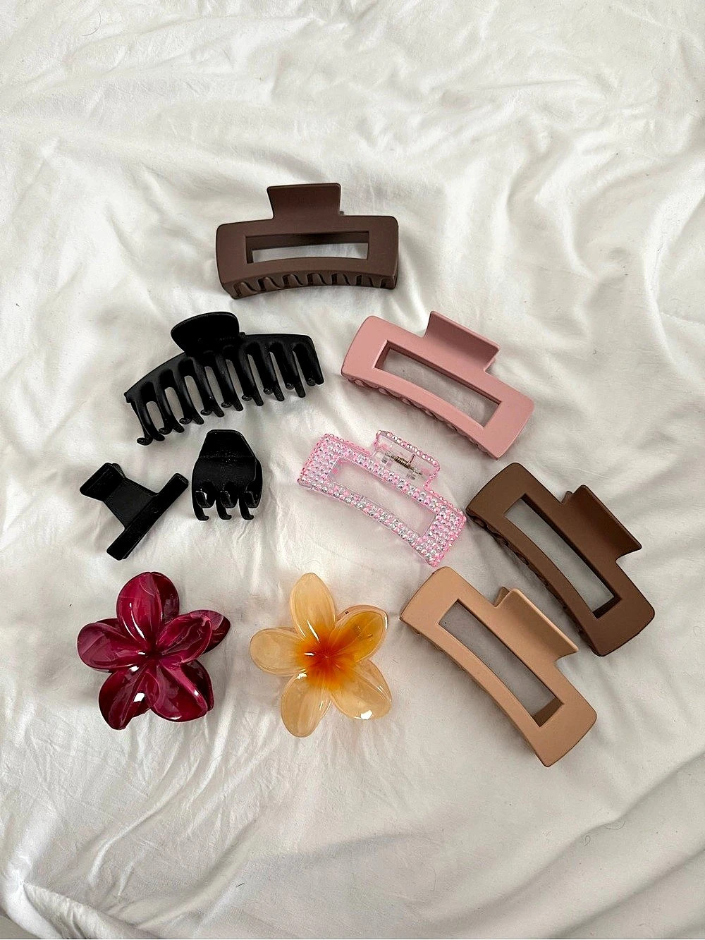 Assorted Hair Clips Brown & Black Like New